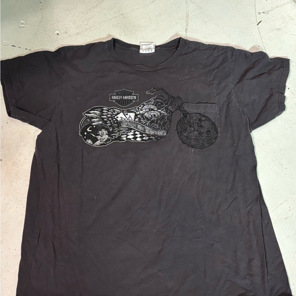Men XL Harley Davidson T-shirt